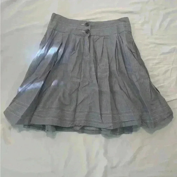 Old Navy Dresses & Skirts - Old Navy Lined Women’s Size 0 Skater Skirt Blue White